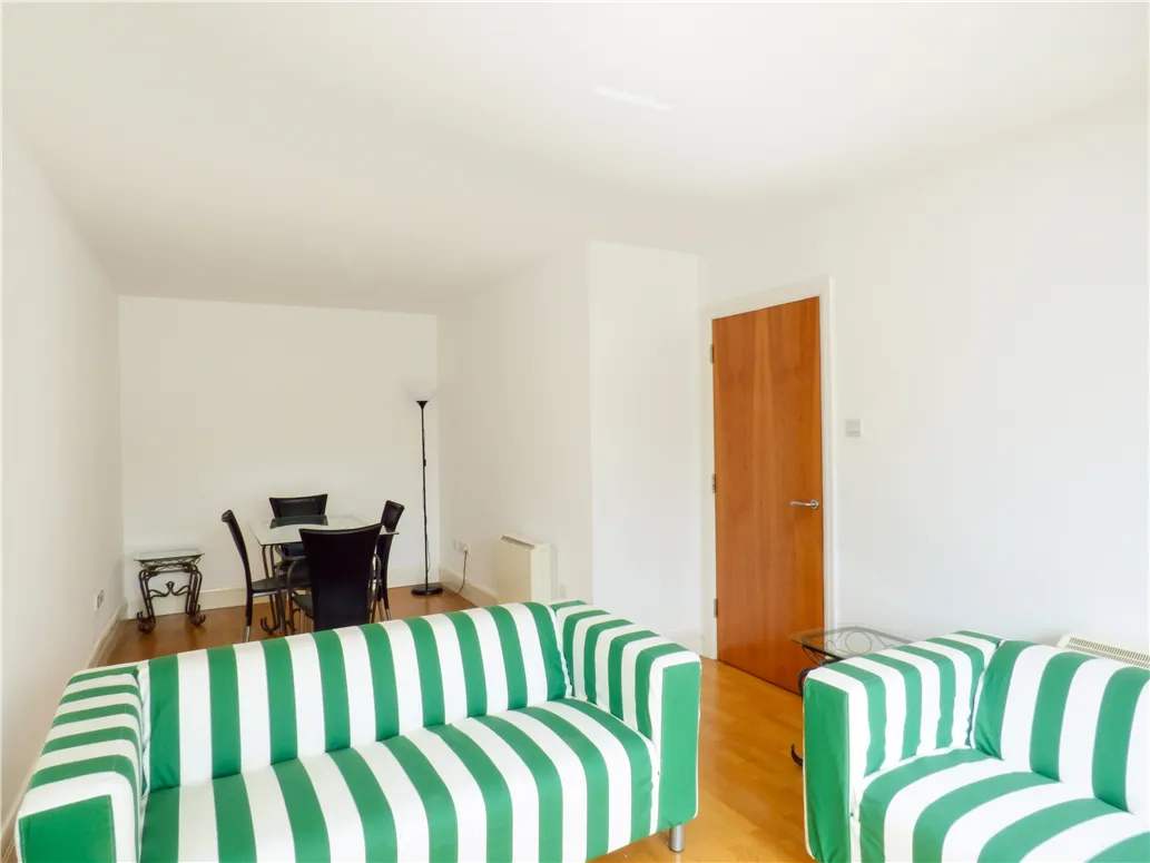 Apartment 96, Adelaide Square, Whitefriar Street, Dublin, D08 V4K2